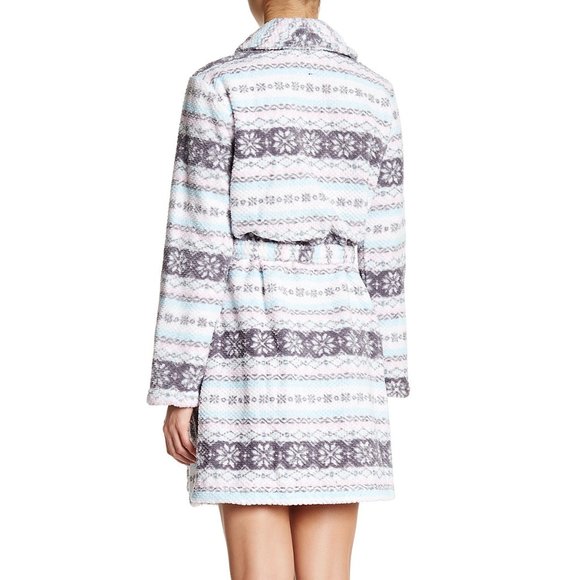 Laura Ashley Printed Fluffy ROBE Soft Warm NEW NWT - Picture 2 of 8